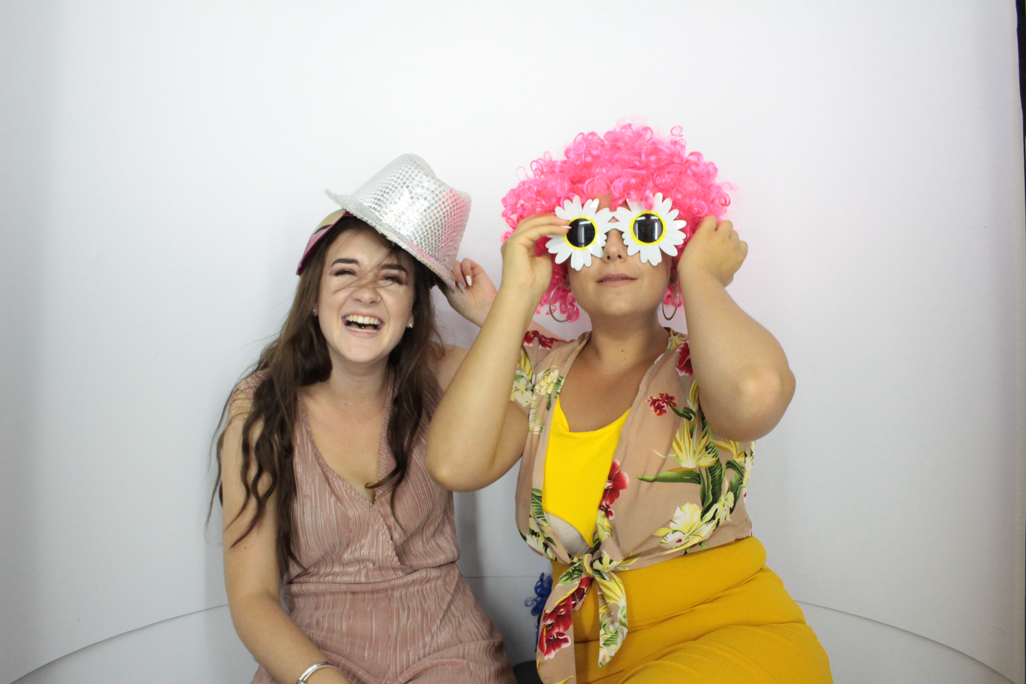 Martin & Colleen’s Joint 50th | View more photos from the event at gallery.myphotoboothexperience.co.uk/u/MyPhotoBoothExperienceLtd/Martin-Colleen’s-Joint-50th